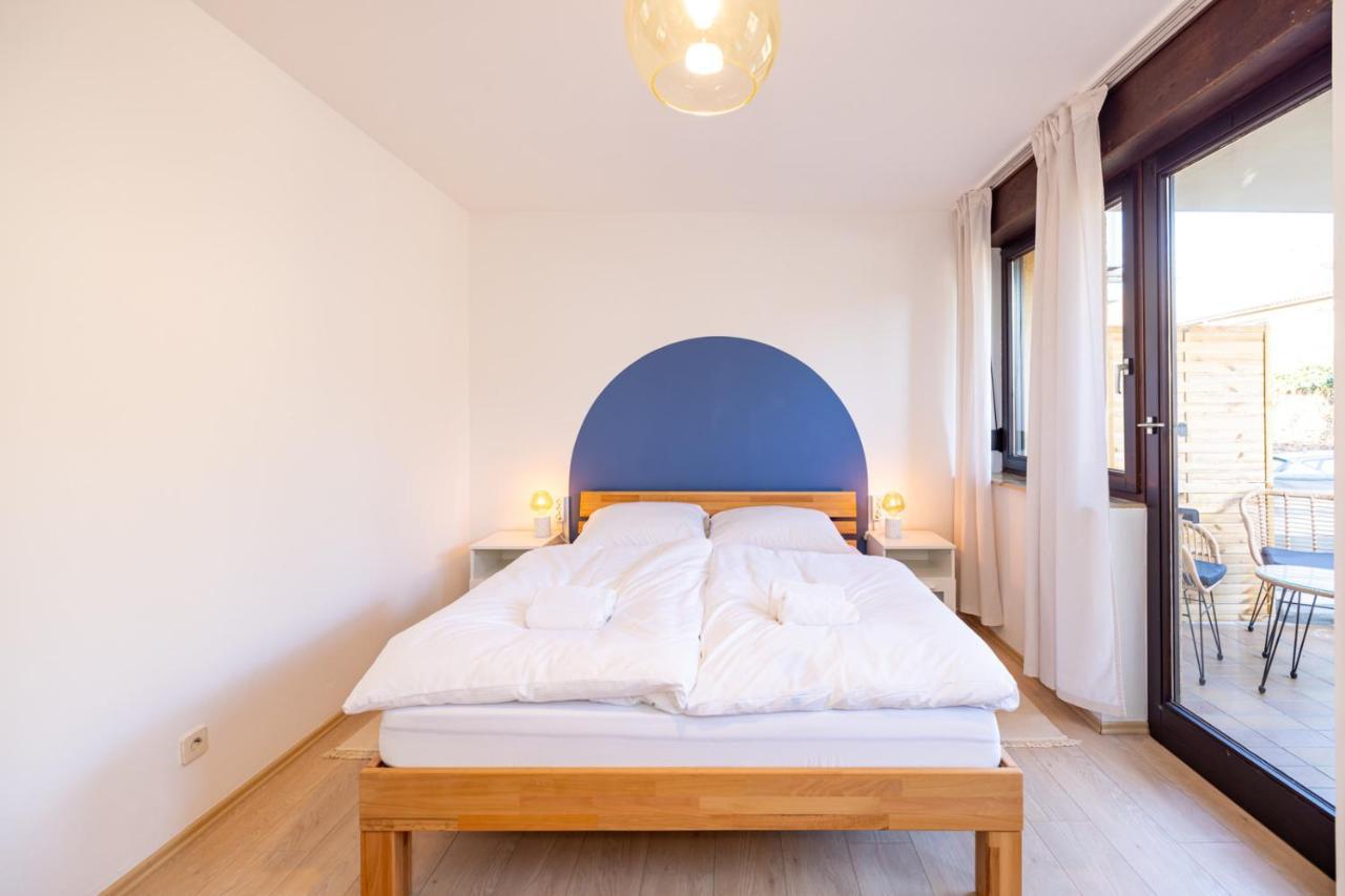 Apartment Nettes Mit Terrasse